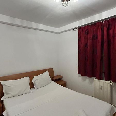 Sleep & Go Parcare Gratuita Self Check-In Apartment Букурещ Екстериор снимка